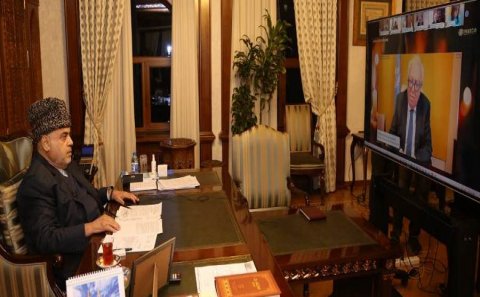 Şeyxülislam Allahşükür Paşazadə Beynəlxalq İnsan Qardaşlığı gününə həsr olunmuş virtual tədbirdə çıxış edib