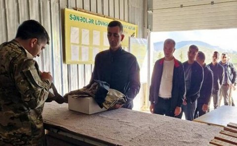 Hərbi vəzifəlilərin növbəti toplanışı başladı -  Ehtiyatda olan hərbçilər orduya çağırıldı Foto