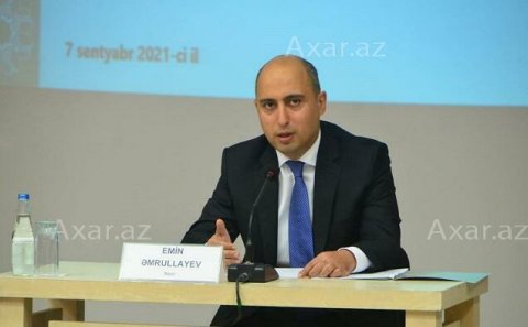Maaş az olub deyə, repetitorluq ediblər, bu, normaldır