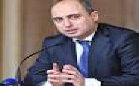 Emin Əmrullayevə ETİRAZ: “Bu tələbi irəli sürməyə kim ixtiyar verir?”