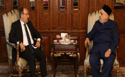 Şeyxülislam Allahşükür Paşazadə Cahit Bağçını qəbul etdi