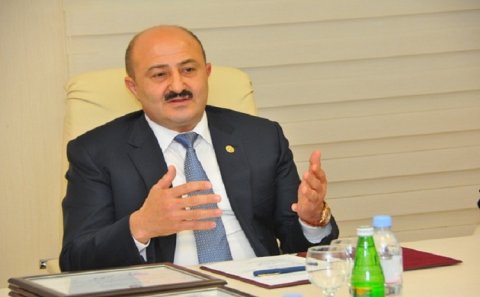 YAP-ın namizədlər siyahısında SENSASİON AD
