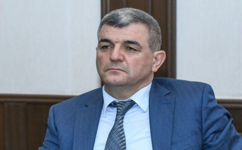 “Sabah hansısa Xalq artisti kütlənin qarşısında rahatca soyunar və deyər ki…” – Fazil Mustafa