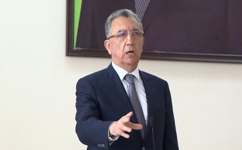 Bakı meri başçını tənqid etdi, vaxt verdi – FOTOLAR