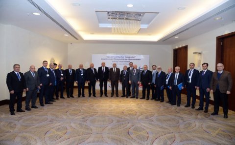 Partiyalar seçkiyə hansı şüarla gedir?