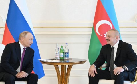 “Gülüstan”da Putinin şərəfinə dövlət ziyafəti verilir