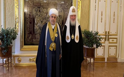 Allahşükür Paşazadə Rus Pravoslav Kilsəsinin ordeni ilə təltif edilib