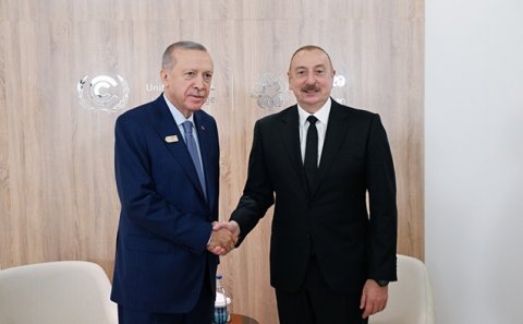 Ərdoğan İlham Əliyevə zəng etdi - FOTO