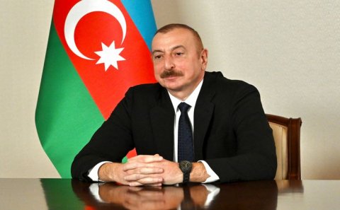 İlham Əliyev Donald Trampı təbrik edib