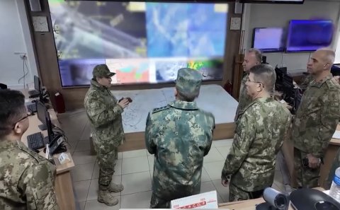 Generallar hərbi əməliyyat masası ətrafında – Nə baş verir?