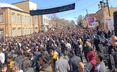 Urmiyada azərbaycanlılar ayağa qalxdı - Təbriz və Ərdəbildən DƏSTƏK