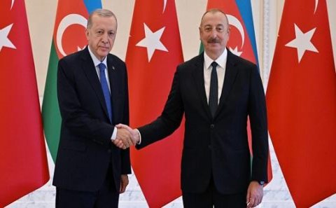 Ərdoğan İlham Əliyevi təbrik etdi