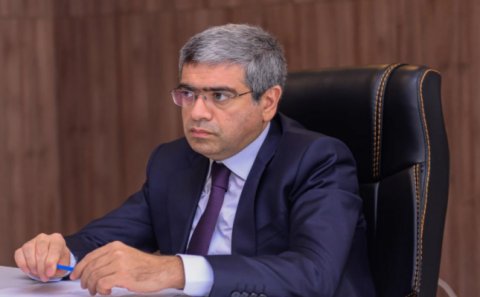 Anar Əliyev məhkəmə qərarını niyə icra etmir?