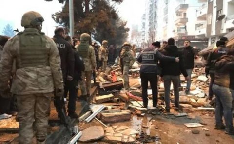 İstanbulda şiddətli zəlzələ: Yerliqayadan ilk açıqlama
