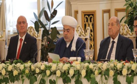 Şeyxülislam Allahşükür Paşazadə beynəlxalq konfransın iştirakçıları ilə görüşüb