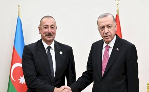 Prezidentlər təkbətək görüş keçirir