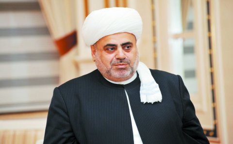 Allahşükür Paşazadə Cənubi Afrikaya gedir