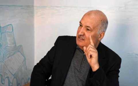 “İcra başçısı təmiz işləyibsə, bir ay ərzində necə oldu ki, rüşvət sistemi qurdu?”