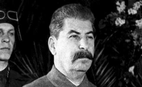 Stalinin hər ay Bakıda sovqat göndərdiyi qadın kim olub? – Tarixi sirlərin üstü açılır