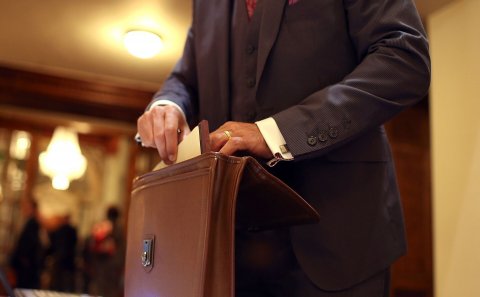 Töhmət alan icra başçısını nə gözləyir?